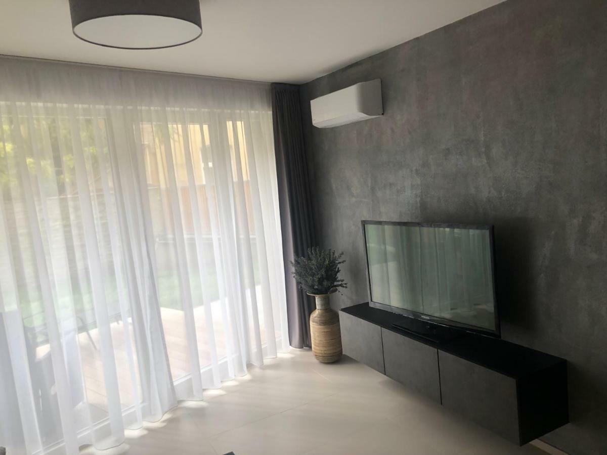 Luxury Apartment With Private Garden Πράγα Εξωτερικό φωτογραφία