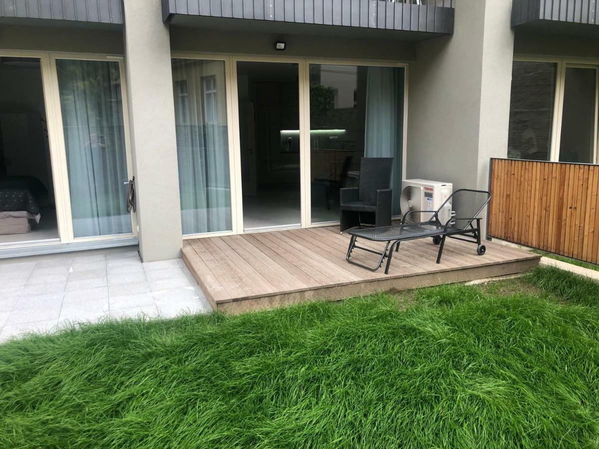Luxury Apartment With Private Garden Πράγα Εξωτερικό φωτογραφία