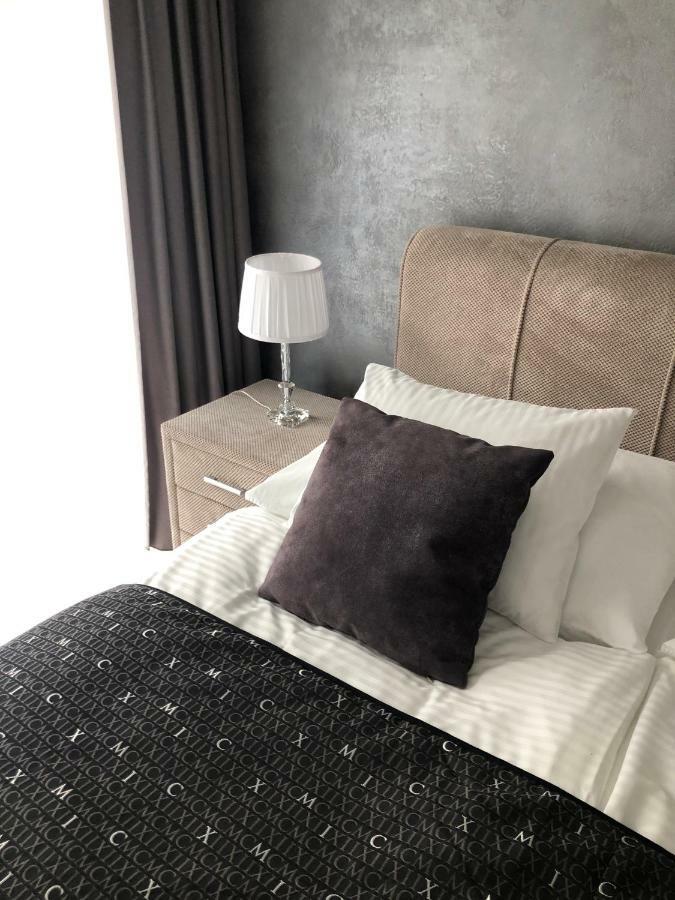 Luxury Apartment With Private Garden Πράγα Εξωτερικό φωτογραφία